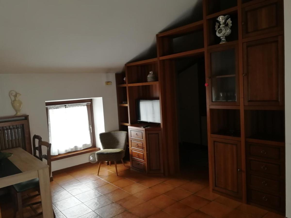 App Angela - Ardaro 1 *